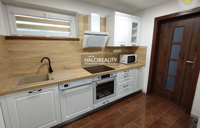 HALO reality - Prenájom, trojizbový byt Kolta, kvalitná kompletná rekonštrukcia