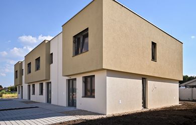PREDAJ: Priestranné 4-izbové domy v projekte Malý Veľký Biel – iba kúsok od Bratislavy.