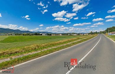 INVESTIČNÁ PRÍLEŽITOSŤ: Veľký komerčný pozemok - Hliník nad Hronom