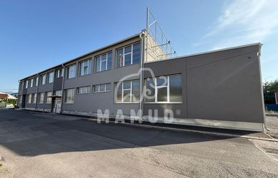 Prenájom výrobných a administratívnych priestorov 1800m² - Žilina areál Slovena , Parkovanie