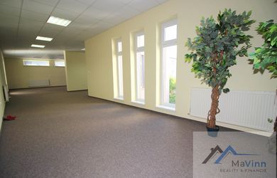 PRENÁJOM kancelársky priestor 108 m² R. Jašíka Partizánske