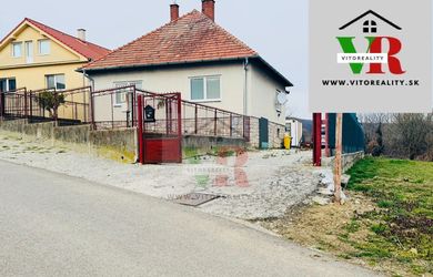 Rodinný dom Žirany 7km od Nitry, pozemok 3310m2