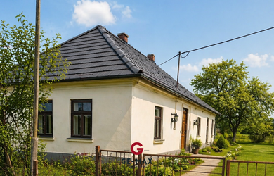 Starší rodinný dom s pozemkom 1 436 m² – obec Tibava