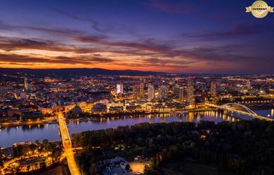 Exkluzívny strešný mezonet s privátnym rooftopom | Bratislava