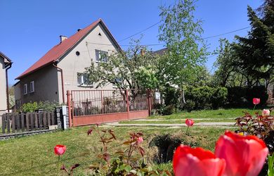 NOVINKA/ Rodinný dom 5+2 izbový, Bystričany, pozemok 1081 m2