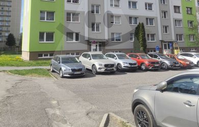 Poprad  - Prenájom 3-izbového bytu Juh III - ulica Jarná, 630€ vrátane energií