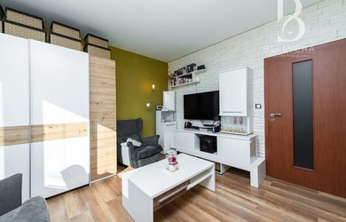 3-izbový byt s výhľadom, komorou a šatníkom, Košice - Furča