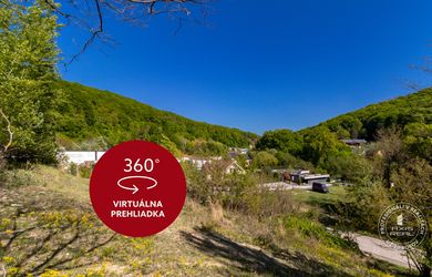 AXIS REAL | Pekný stavebný pozemok (859 m2) v Marianke