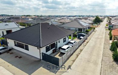 NA PREDAJ Moderný 4-izbový rodinný dom, Galanta – Mládežnícka štvrť